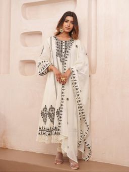 Autumnlane - Tashvika Misrijade Embroidered Pakistani Anarkali Pant and Dupatta (Set of 3)