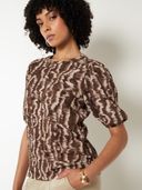 Brown color option