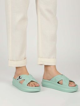 NoStrain - Women Green Waterproof Cross Strap Sandals