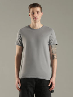 Tommy Hilfiger - Solid Slim Fit Cotton T-Shirt