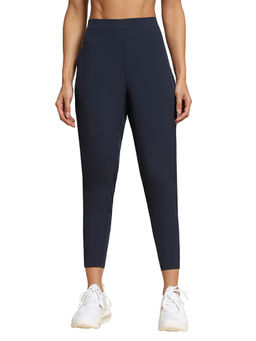 Van Heusen Woman Lingerie and Athleisure - Elite Anti Bacterial & High Stretch Leggings