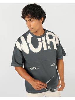 Bewakoof - Men's Grey Typography Oversized T-shirt
