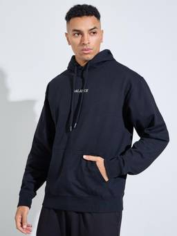 Styli - Men Navy Blue Typography Print Relaxed Fit Long-Sleeves Fleece Hoodie