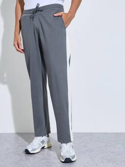 Styli - Men Grey Solid Drawstring Waist Relaxed Regular Trackpant with Side Stripe