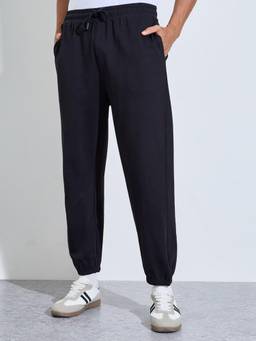 Styli - Men Black Solid Drawstring-Waist Relaxed Regular-Length Cotton Joggers