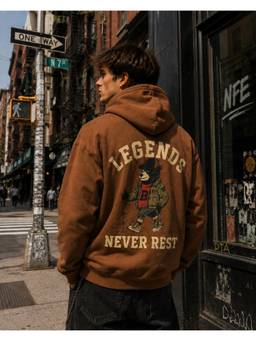 Bene Kleed - Men Brown Graphic Relaxed Fit Hoodie