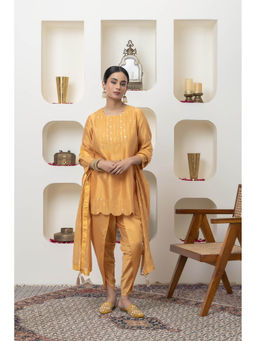 SMRITI GUPTA - Embroidered Orange Dhoti Pant With Kurti And Dupatta (Set of 3)