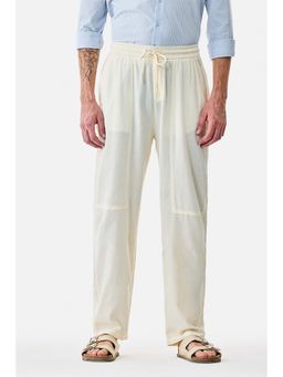 Snitch - Off White Relaxed Casual Trouser for Men