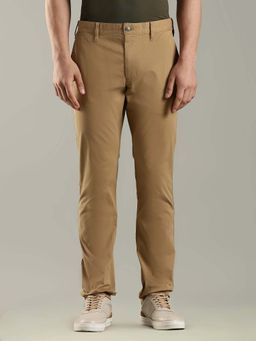 Tommy Hilfiger - Slim Fit Solid Mid Rise Brown Trouser