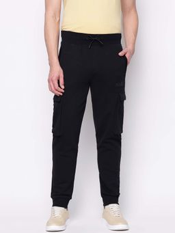 Guess - Men Black Solid Slim Fit Joggers