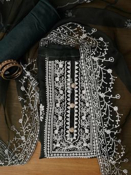 Jaipur Kurti - Unstitched Green Embroidered Organza Dress Material with Dupatta (Set of 3)