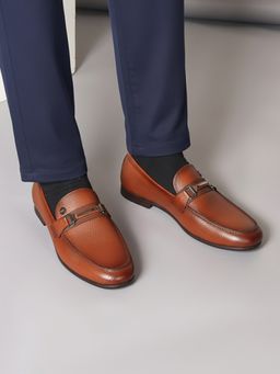 Carlton London - Men Tan Pebble Leather Dress Loafers