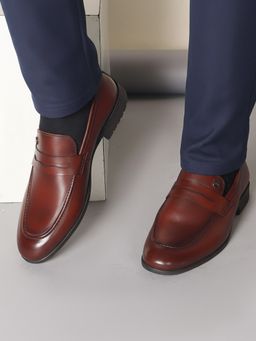 Carlton London - Men Brown Classic Smooth Leather Penny Loafers