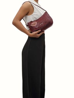 Hidesign - Womens Red Schiphol-02 Party Shoulder Bag (M)