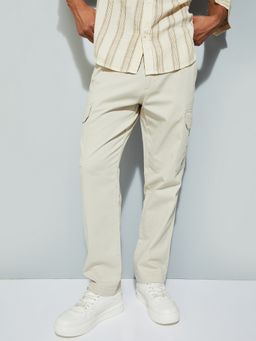 max - White Urbn Solid Relaxed Fit Cargos
