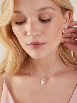 Accessorize London - Women Silver Flower Gem Pendant Necklace