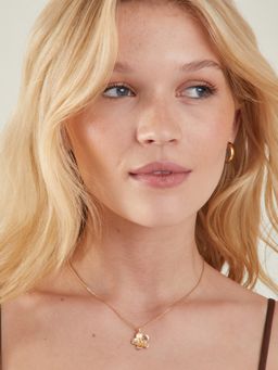 Accessorize London - Women Gold Flower Pendant Necklace