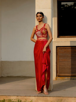 Asaga - Women Red Skirt with Blouse and Cape