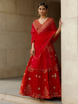 Asaga - Women Red Gulzar Lehenga with Blouse and Dupatta