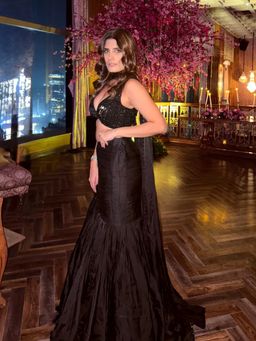 Asaga - Women Black Skirt With Blouse And Dupatta