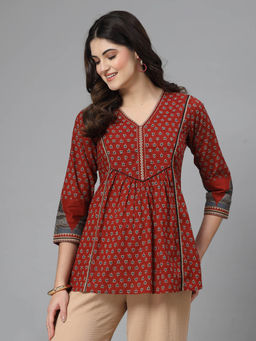 QOMN - Red Floral Regular Fit Top