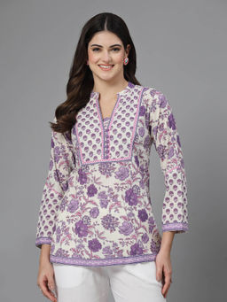 QOMN - Lavender Floral Regular Fit Top