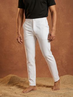 Jompers - White Cotton Solid Straight Pyjama