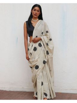 Chidiyaa - Fmtm Snowflakes Handblockprinted Cotton Saree