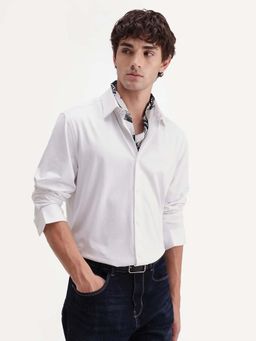 Rare Rabbit - Men's Tour-Aw26 White Cotton Blend Spread Collar Regular Plain Shirt