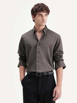 Rare Rabbit - Men's Como-Aw26 Olive Cotton Blend Spread Collar Regular Plain Shirt