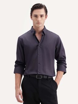 Rare Rabbit - Men's Como-Aw26 Dusky Purple Cotton Blend Spread Collar Regular Plain Shirt