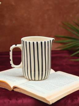 WEAVING HOMES - Black Striped Jug 500ml | Microwave & Dishwasher Safe