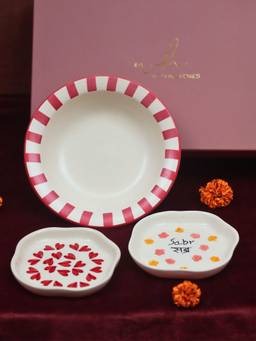 WEAVING HOMES - The Heartfelt Gift Hamper