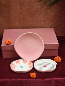 WEAVING HOMES - The Heart of Joy Luxe Gift Hamper