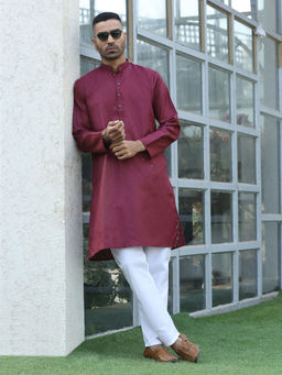 Kraft India - Cotton Blend Woven Self Desing Maroon Kurta and Pyjamas (Set of 2)