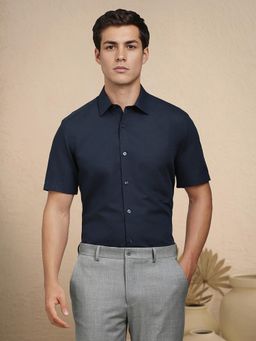 Louis Philippe - Men Navy Blue Classic Fit Solid Half Sleeves Formal Shirt