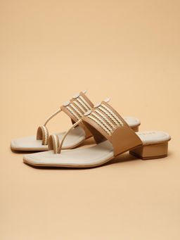 ERIDANI - Eraya OffWhite Kolhapuri Heels