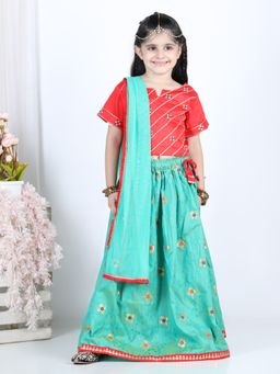 Kinder Kids - Green Brocade Lehenga With Red Embroidered Blouse & Dupatta (Set of 3)