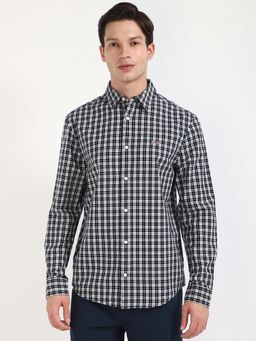 Tommy Hilfiger - Men Black Collar Neck Checks Shirt