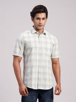 Classic Polo - Men'S White Checks Cotton Slim Fit Shirt