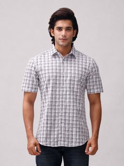 Classic Polo - Men'S White Checks Cotton Slim Fit Shirt