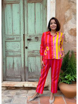 Label Tanvee - Color Pop Cotton Linen Applique Co-Ord Set