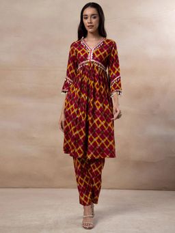 Indya - Multicolor Ikat Print Cotton Kurta with Pant (Set of 2)