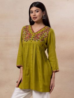 Indya - Green Paisley Embroidered Short Kurti