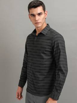 HIGHLANDER - Men Dark Grey Printed Shirt