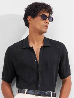 HIGHLANDER - Men Black Regular Collar Half Sleeve Aop Shirt