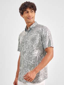 HIGHLANDER - Men Grey Relaxed Fit Printed Casual Shirt