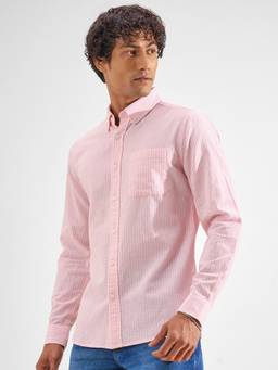 HIGHLANDER - Men Pink Button Down Vertical Stripes Slim Fit Casual Shirt