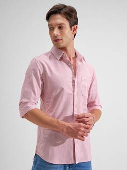 HIGHLANDER - Men Pink Striped Collar Full Sleeve Shirt