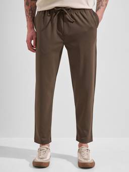 HIGHLANDER - Men Brown Solid Jogger